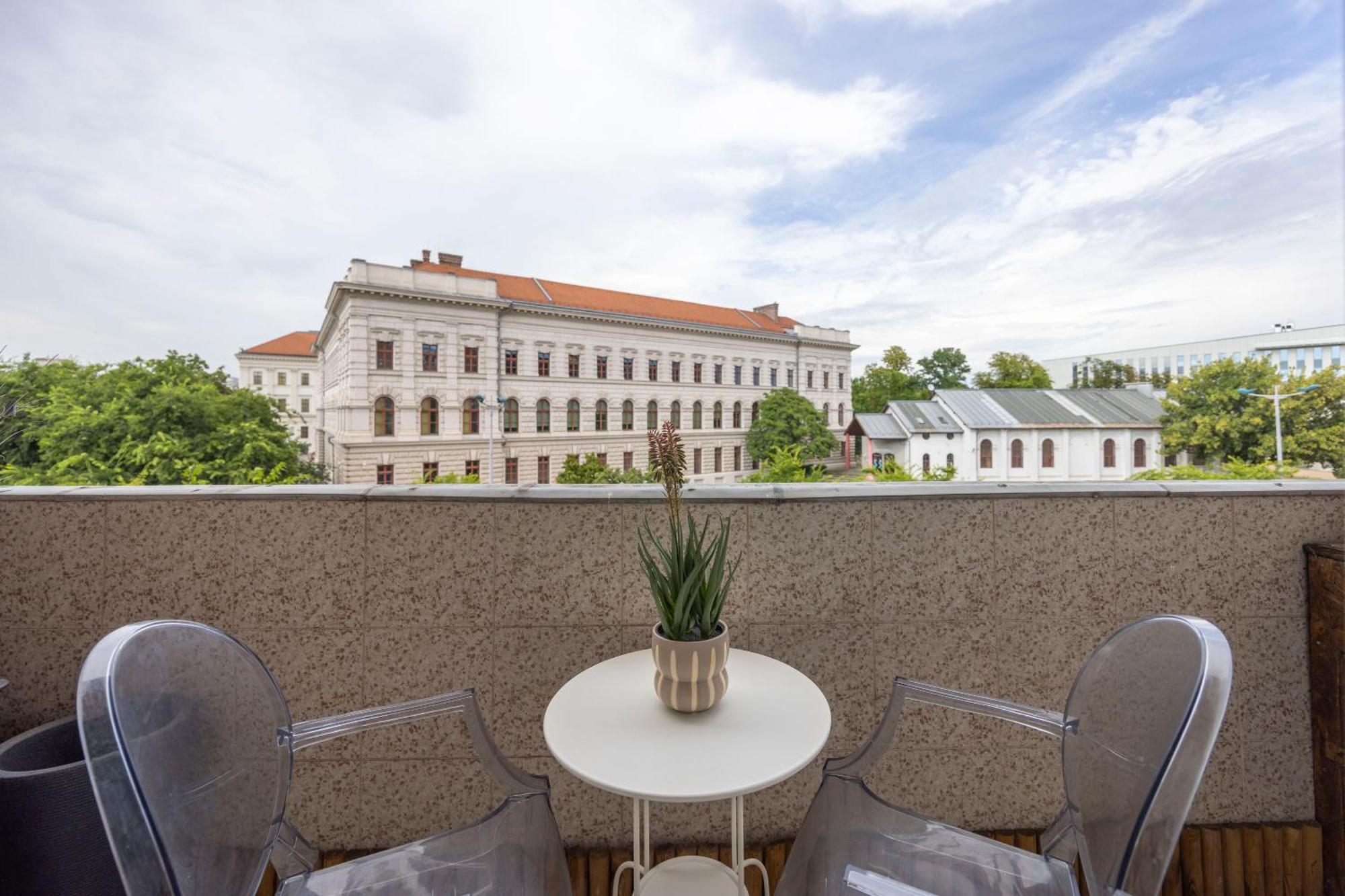 Luxy Central Spacious & Cozy Residence With Balcony Budapest Extérieur photo